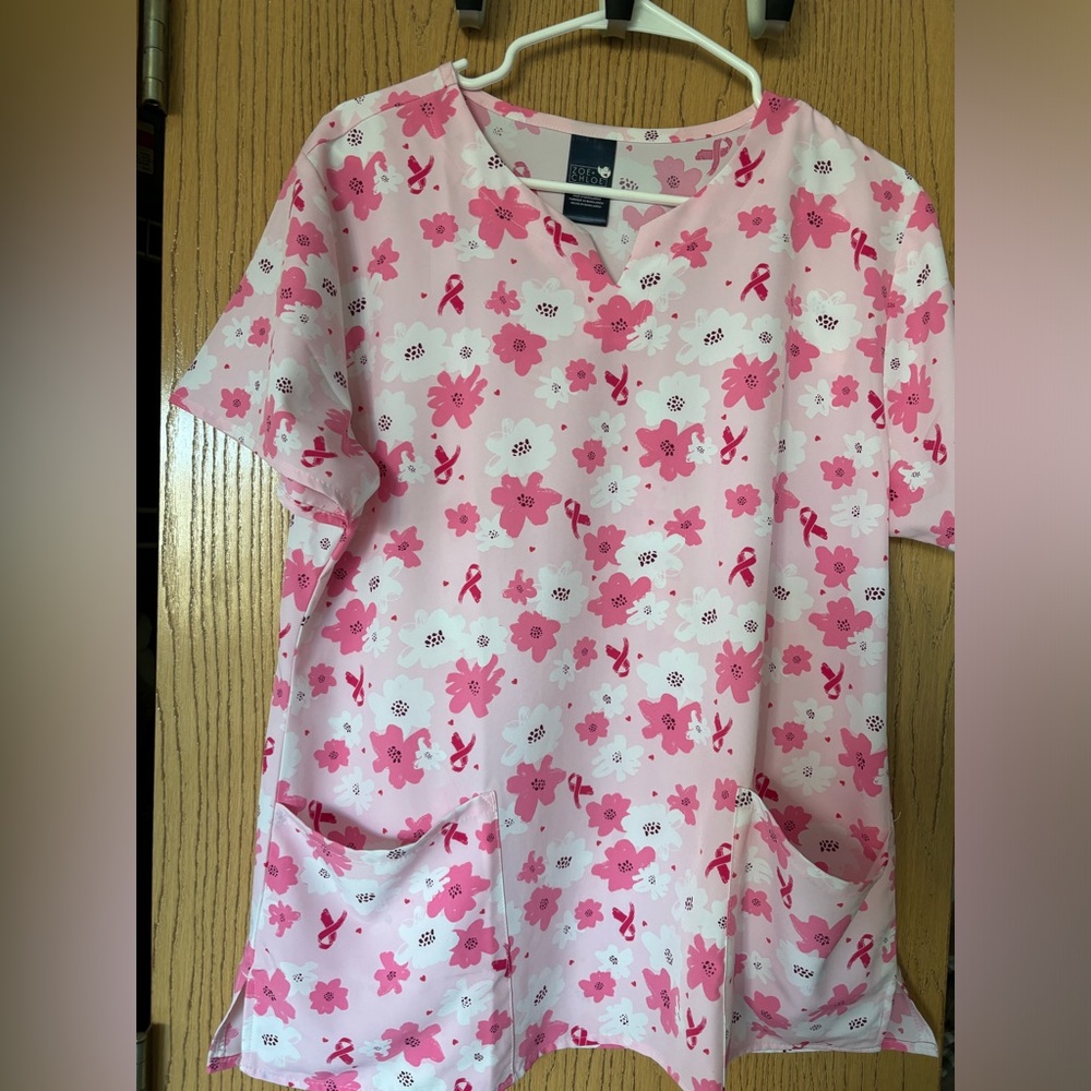 Zoe+Chloe Pink Scrub, size L